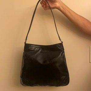 Patent leather Gucci shoulder bag